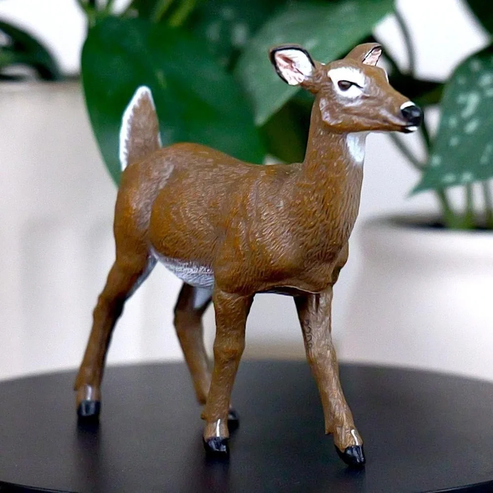 White-Tailed‎ Doe Figurine - Hand Painted Deer Action Toy Figure - Papo